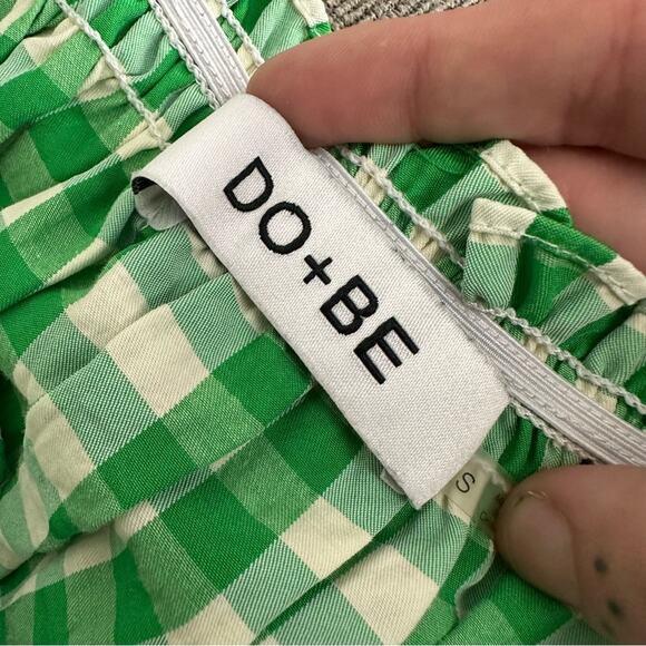 DO+BE Shirred Checkered Tub Top Size Small - Picture 6 of 9